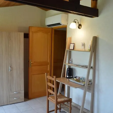 Le Des Contries Bed & Breakfast