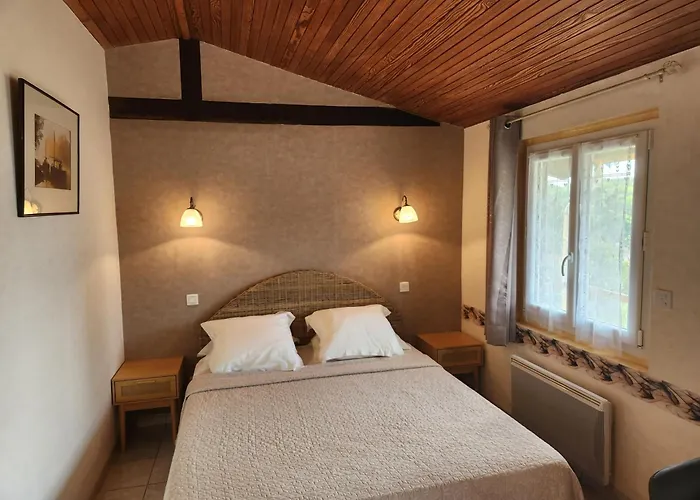 Le Des Contries Bed & Breakfast 3*